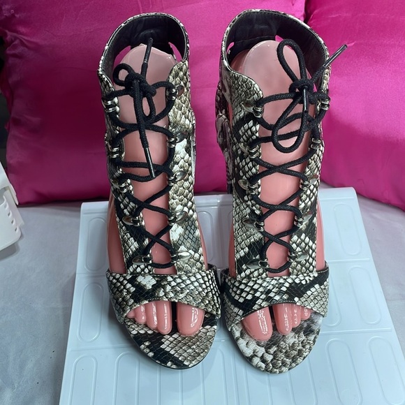 (Z) Qupid Women's open toe, thick heel, lace-up shoes, imitation snakeskin,7.5 - Picture 8 of 14